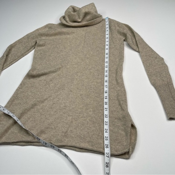 Athleta Cashmere Surrey Sweater Turtleneck Neutral Quiet Luxury Office Boho - Picture 9 of 14